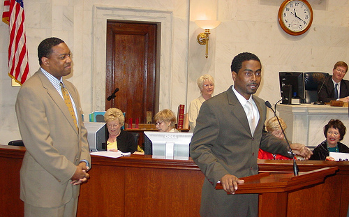 Merritt addresses state senate in 2009 after it passes resolution honoring 1994 team. Photo from Arkansas.gov/Senate